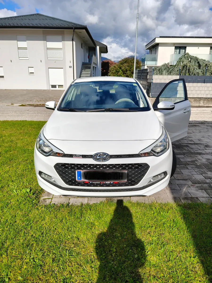 Hyundai I20 2015 photo 2