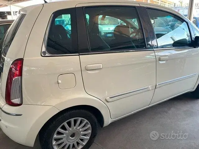 Lancia Musa 2010 photo 4