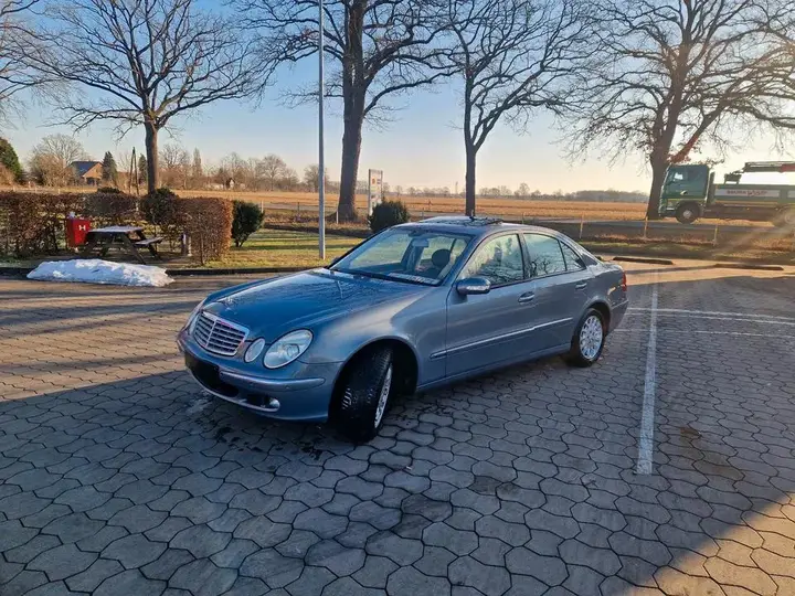 Mercedes-Benz E 280