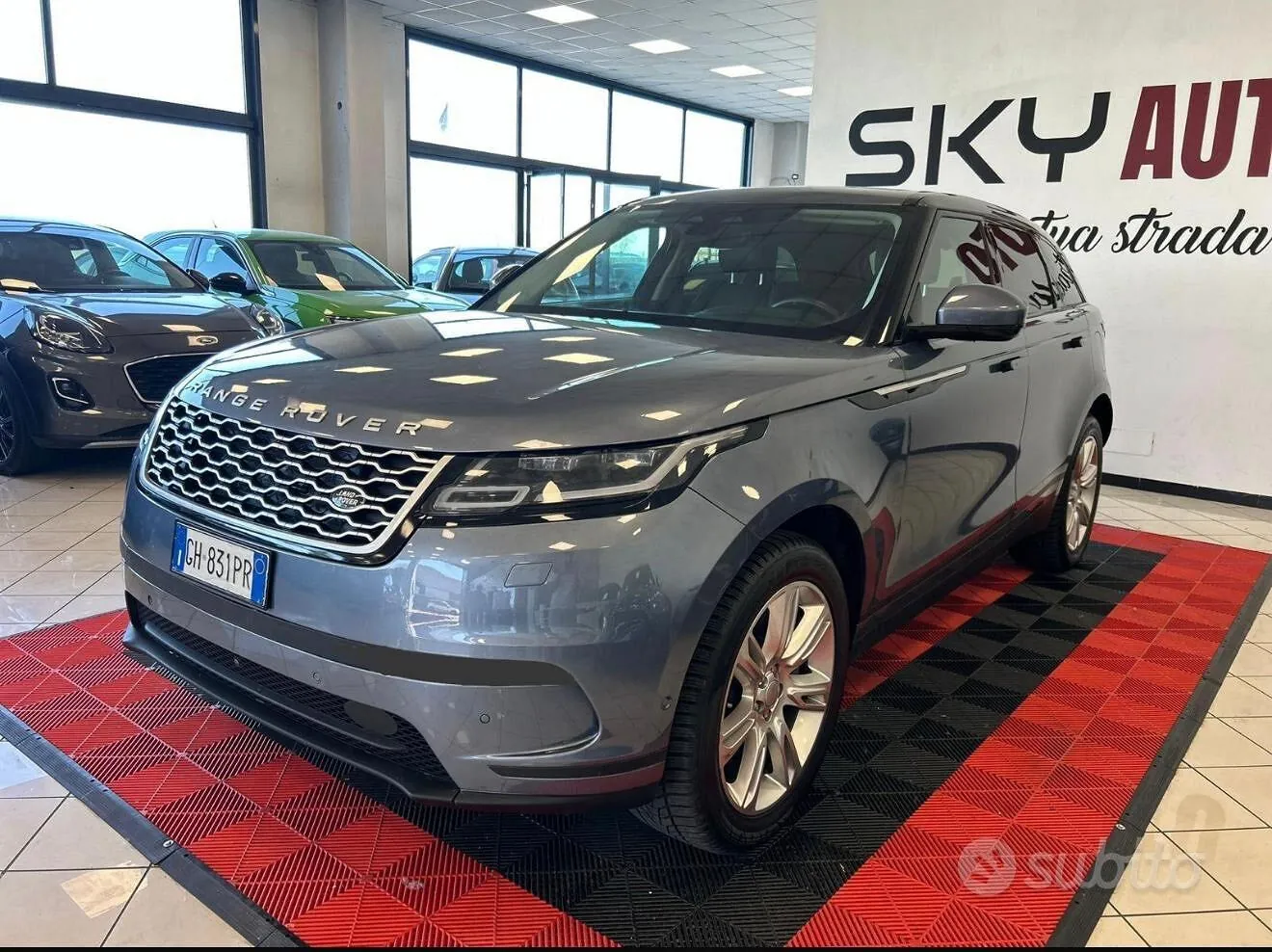 Land Rover Range Rover Velar 2021 photo 3