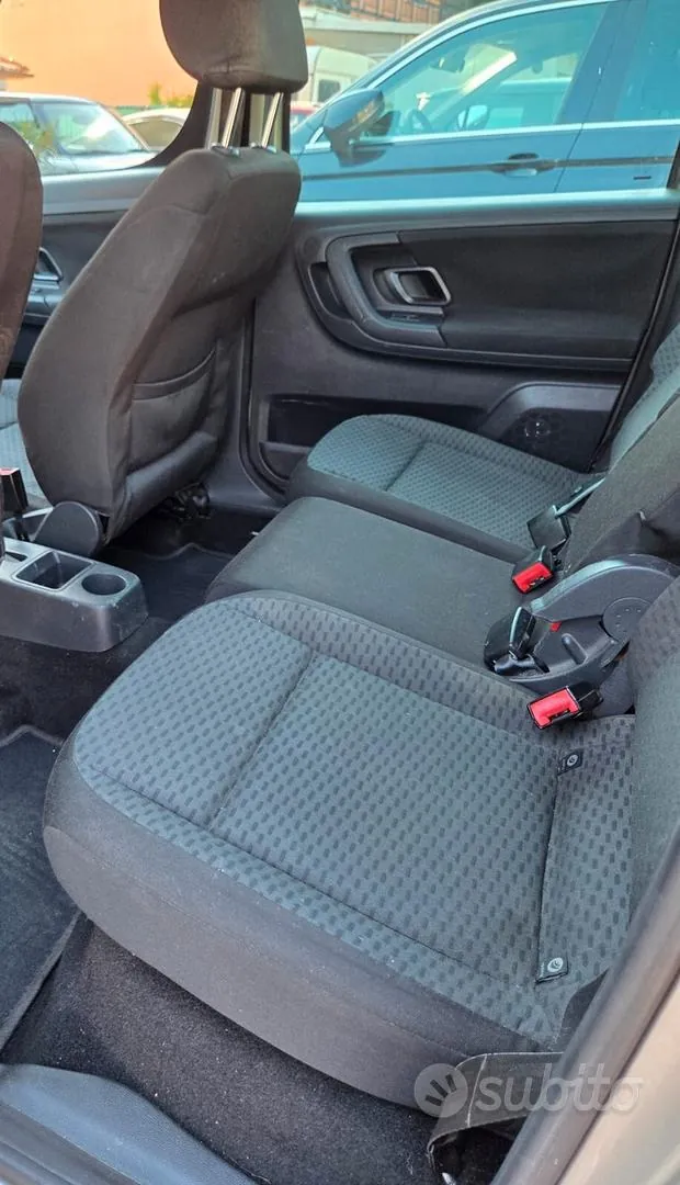 Skoda Roomster 2012 photo 5