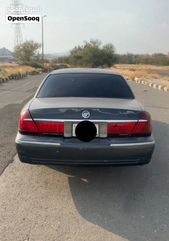 Ford Grand Marquis 1998 photo 2