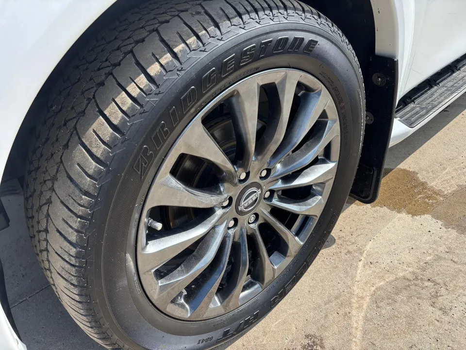 Nissan Armada 2023 photo 2