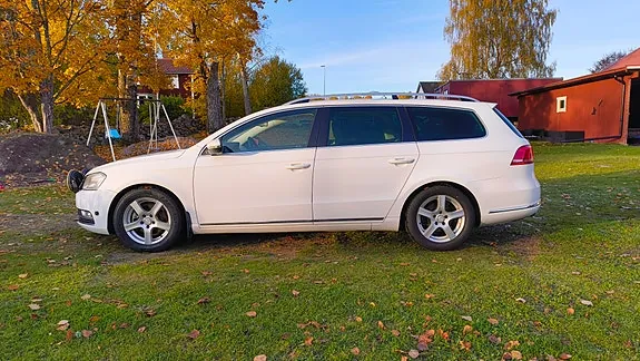 Volkswagen Passat 2012 photo 3