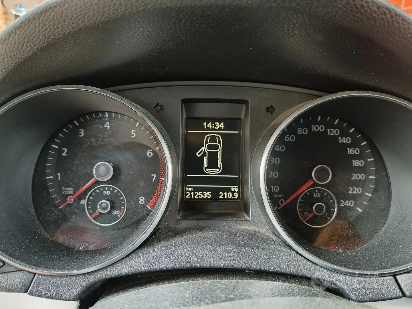 Volkswagen Golf 2009 photo 4