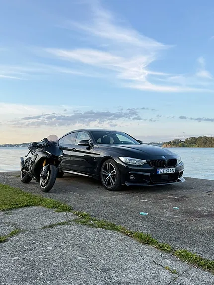 BMW 440I