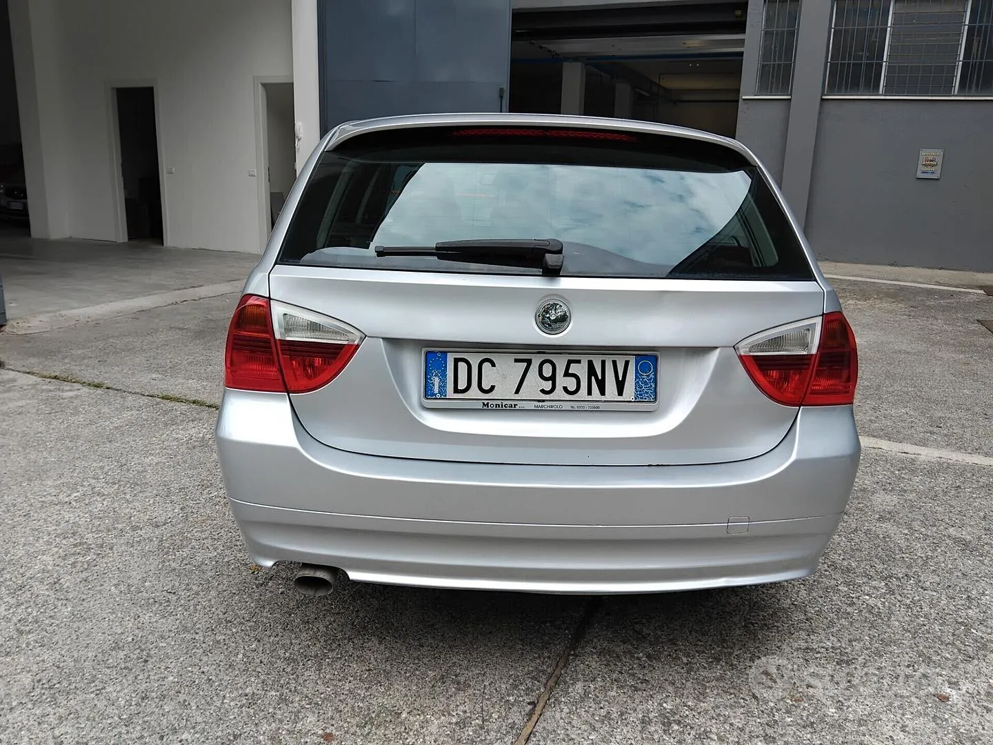 BMW 320 2006 photo 3