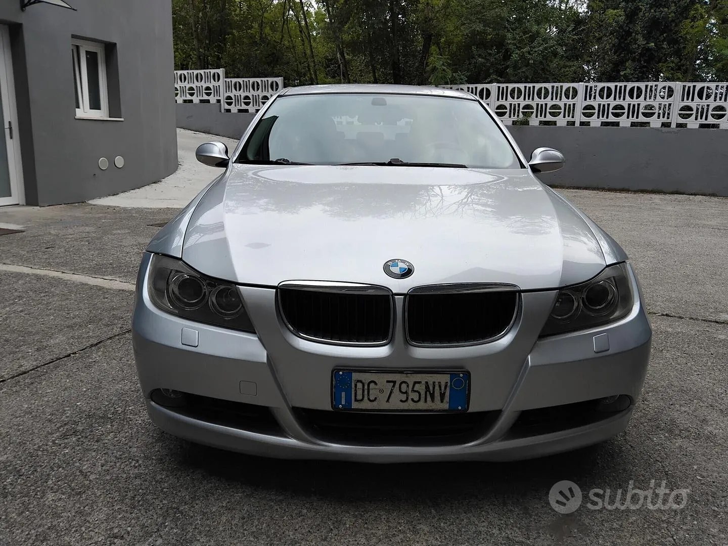 BMW 320 2006 photo 4