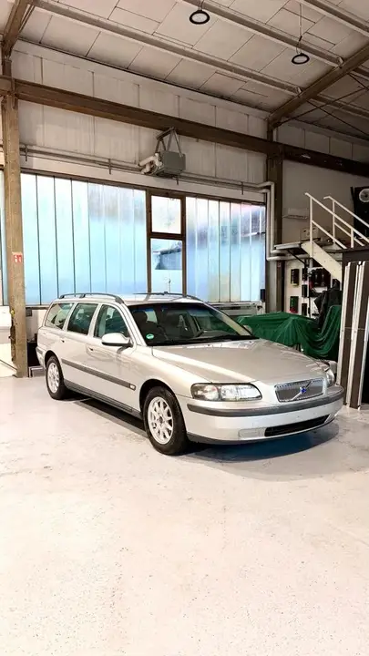 Volvo V70