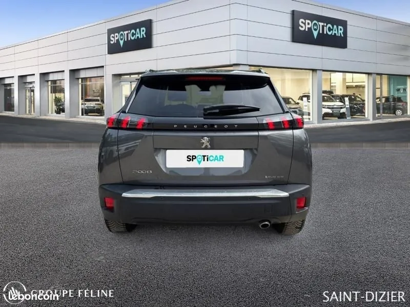 Peugeot 2008 2022 photo 5