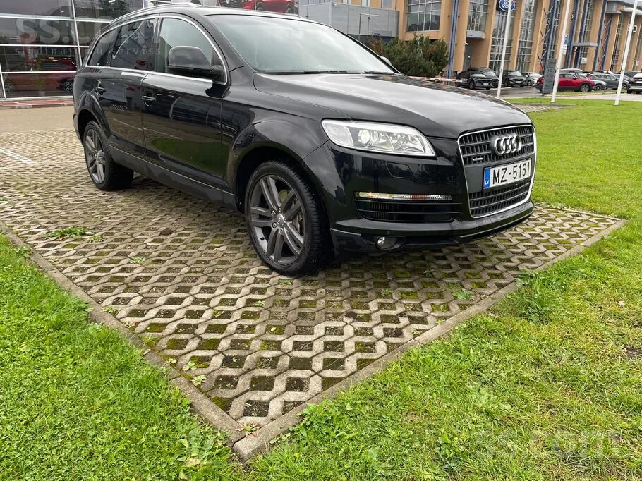 Audi Q7