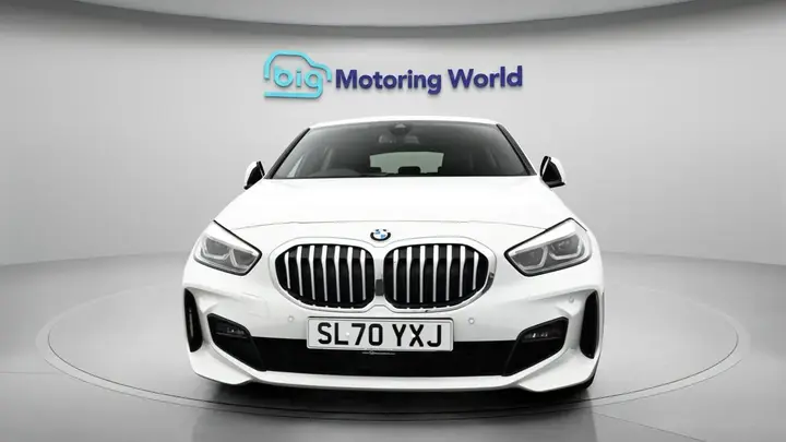 BMW 1 Series 2020 photo 3