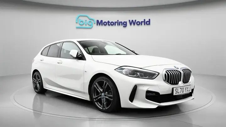 BMW 1 Series 2020 photo 4