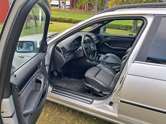 BMW 318I 2004 photo 3
