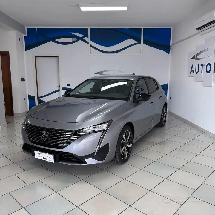 Peugeot 308 2023 photo 3
