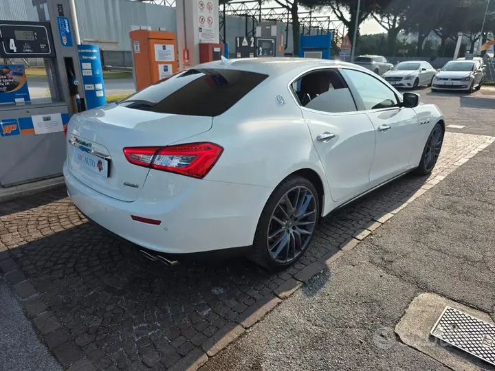 Maserati Ghibli 2015 photo 4