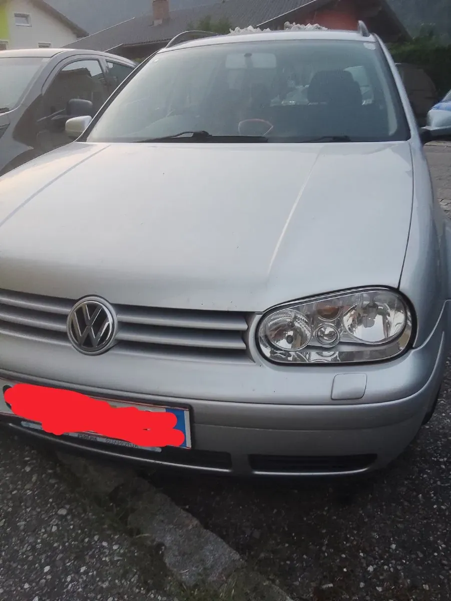 Volkswagen Golf 2002 photo 2