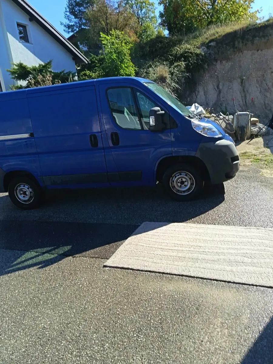 Peugeot Boxer 2013 photo 2