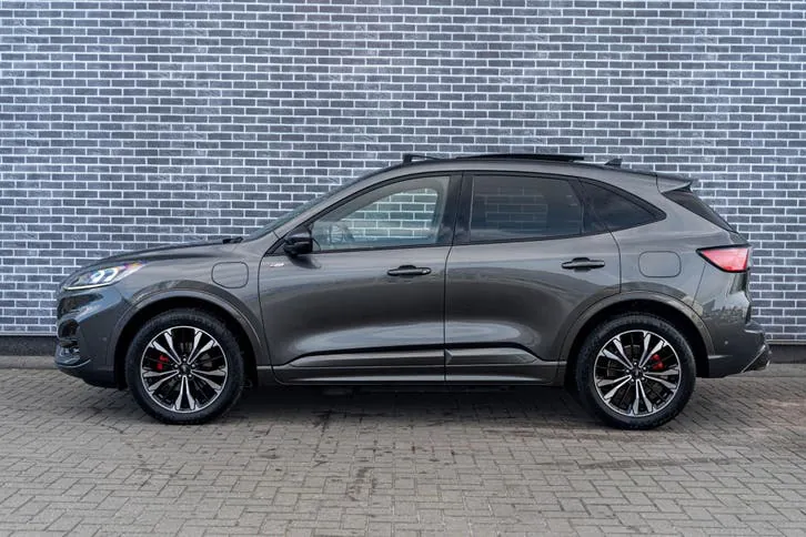 Ford Kuga 2022 photo 3