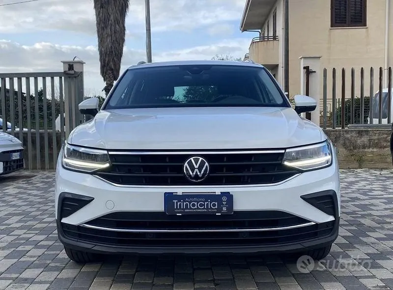 Volkswagen Tiguan 2022 photo 3