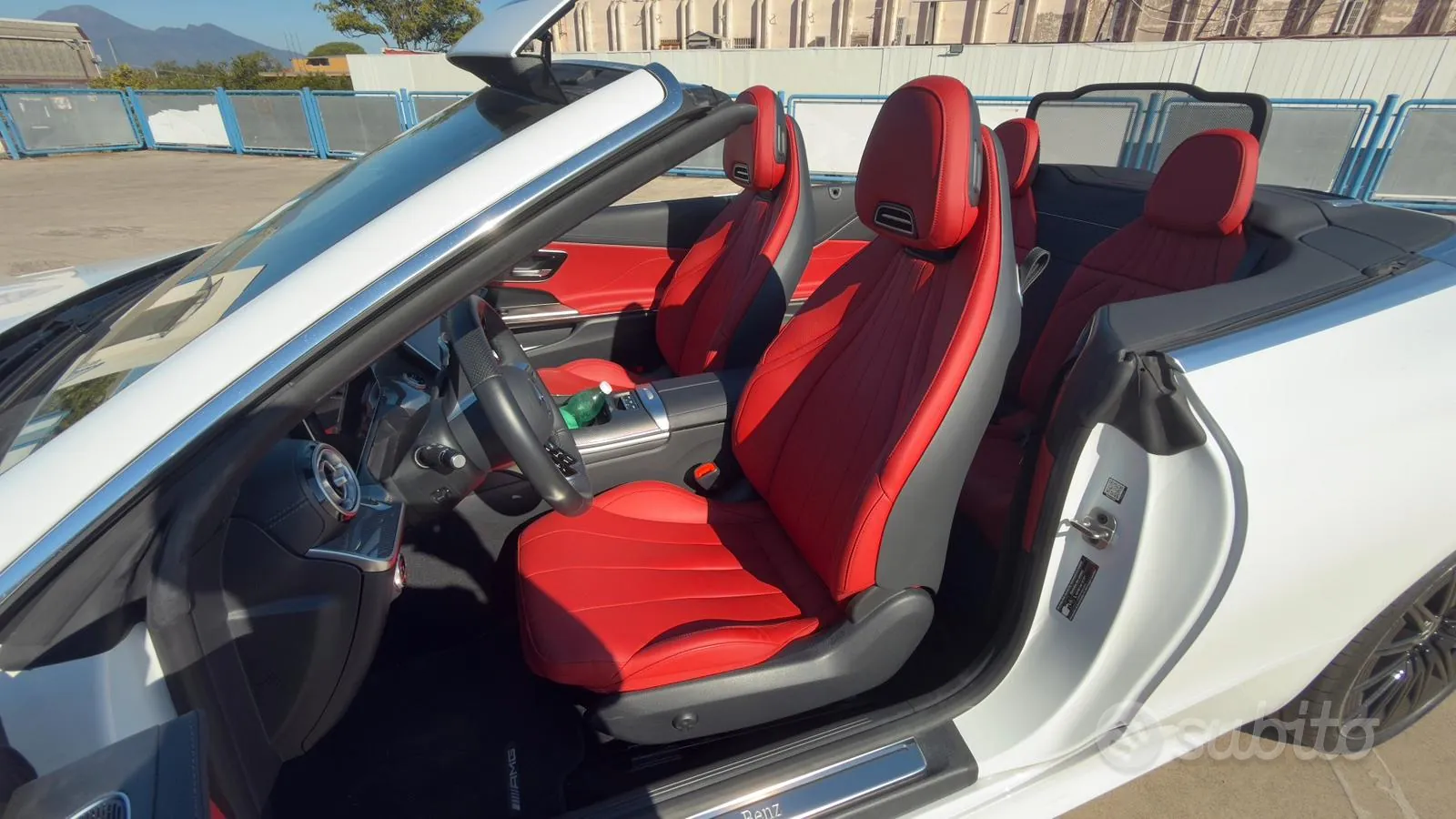 Mercedes-Benz C-Class 2025 photo 4