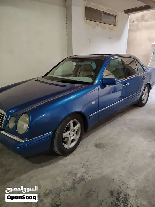 Mercedes-Benz E 200 1998 photo 2