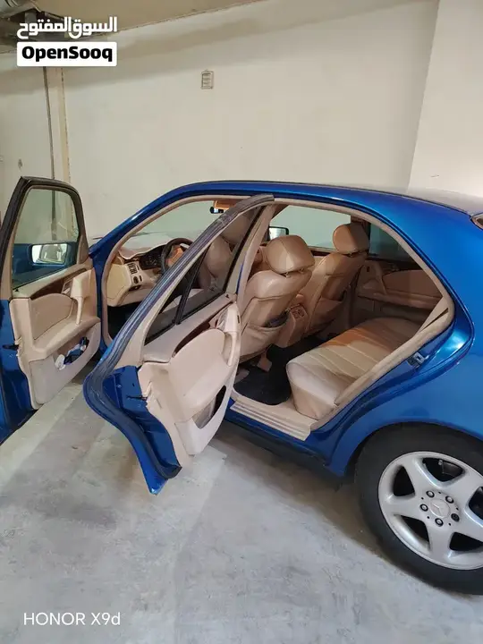 Mercedes-Benz E 200 1998 photo 4