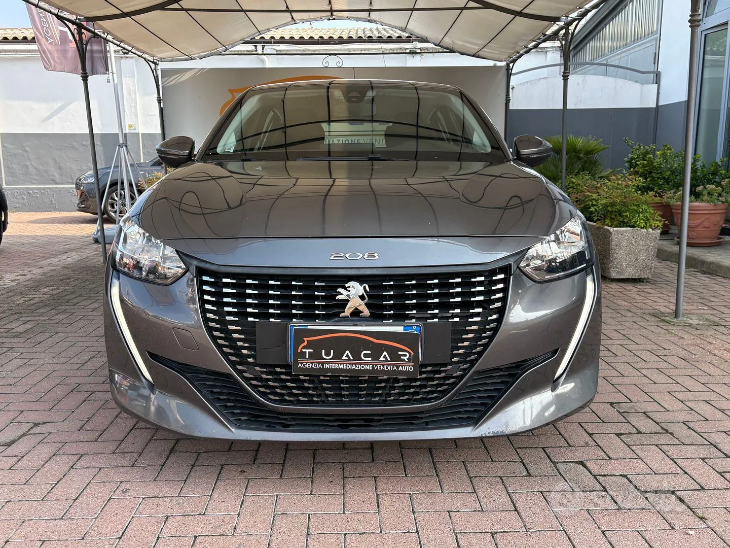 Peugeot 208 2020 photo 2