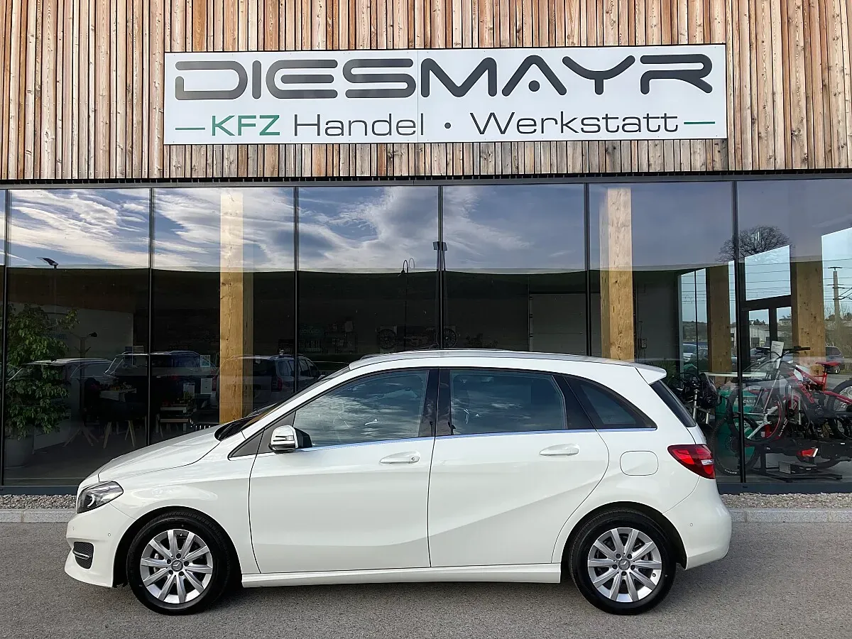Mercedes-Benz B-Class 2016 photo 2
