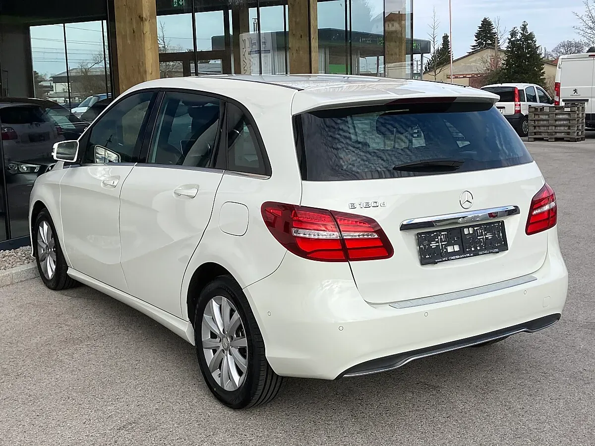 Mercedes-Benz B-Class 2016 photo 3