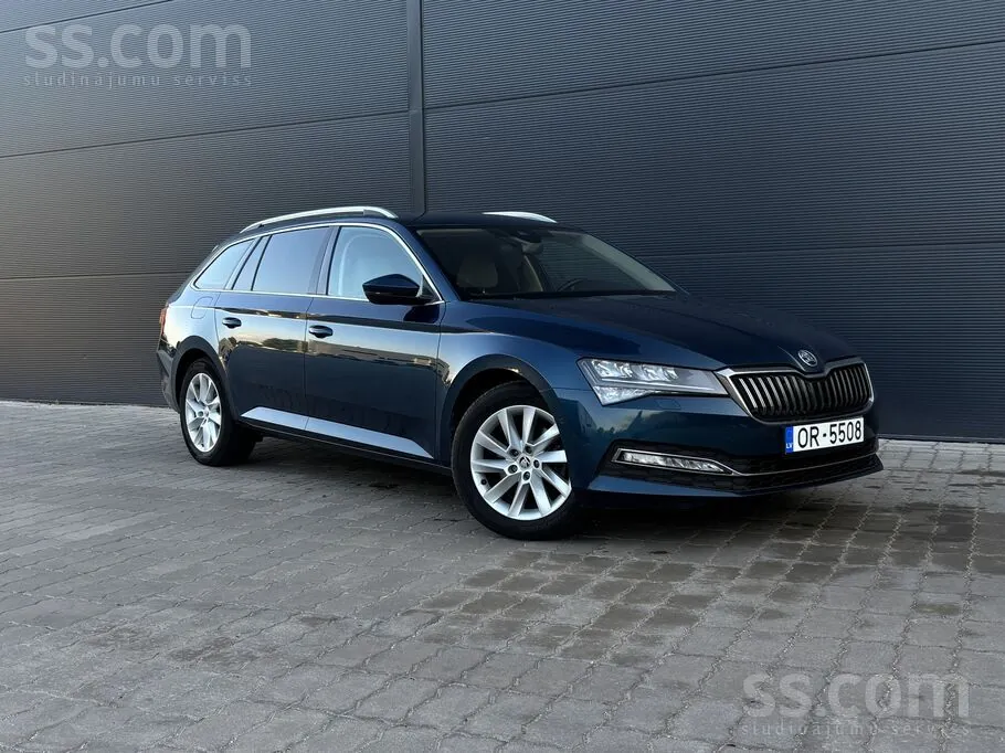 Skoda Superb 2021 photo 4