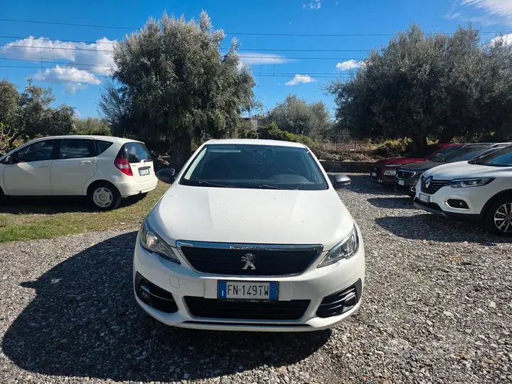 Peugeot 308 2018 photo 5