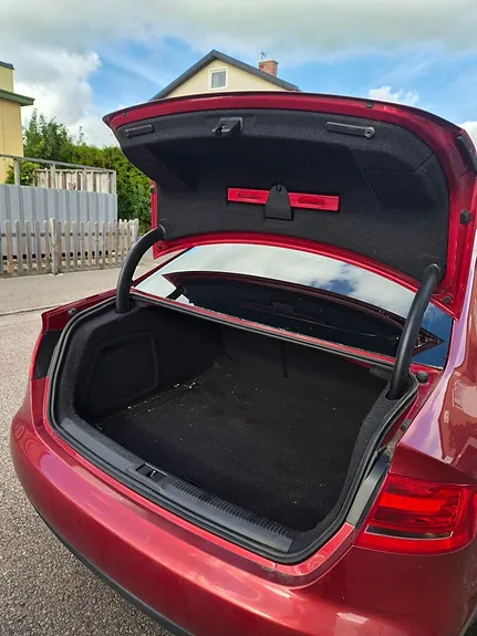 Audi A4 2010 photo 3