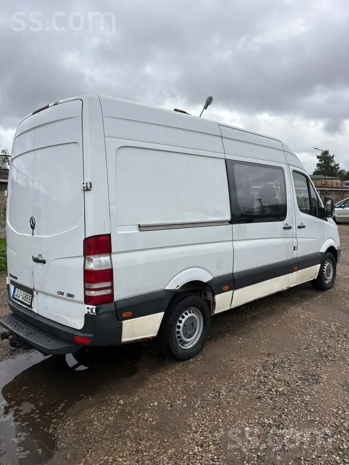 Mercedes-Benz Sprinter 2010 photo 4