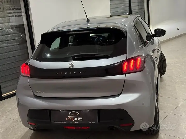 Peugeot 208 2021 photo 5