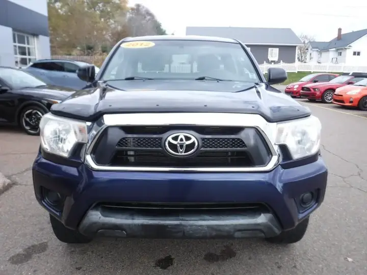 Toyota Tacoma 2012 photo 3