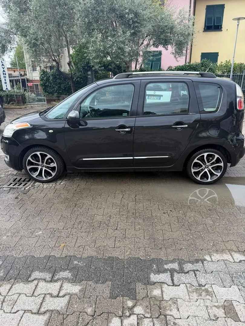 Citroen C3 Picasso 2010 photo 2