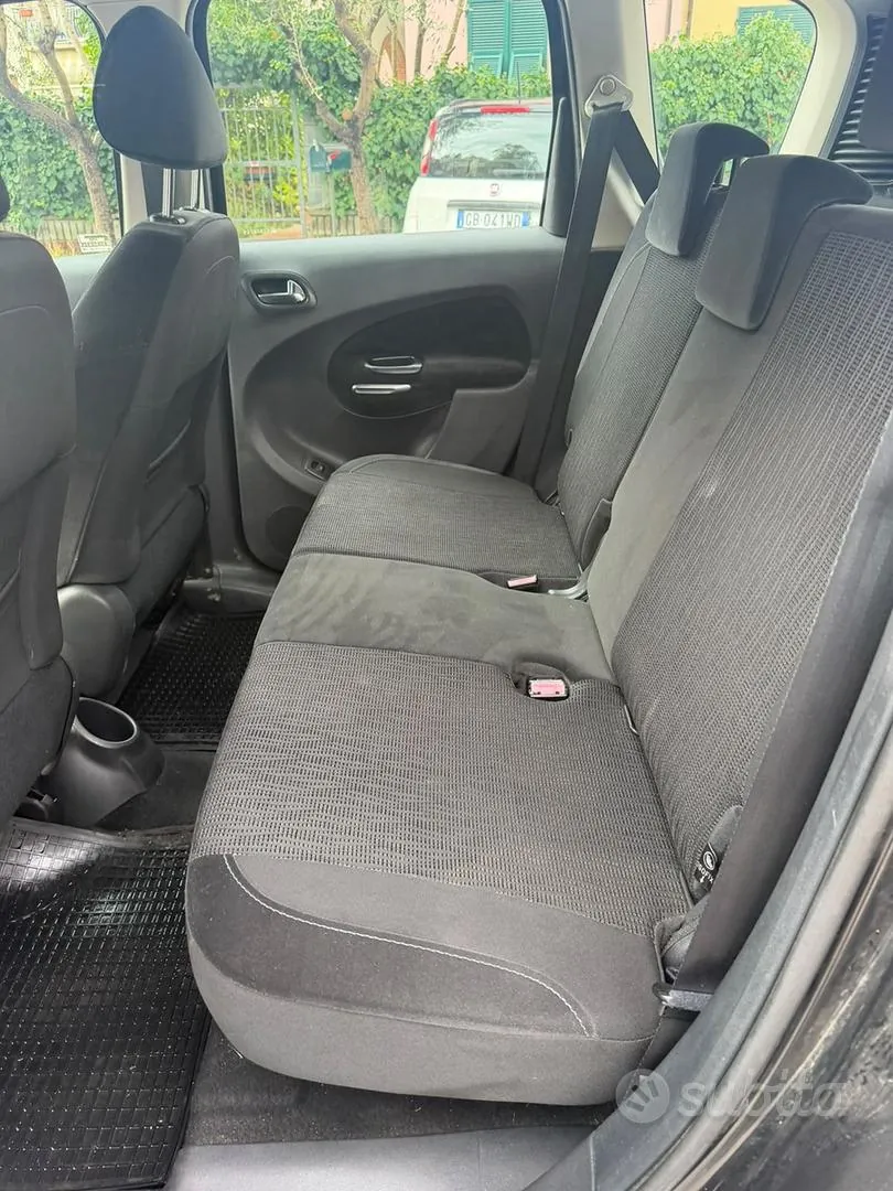 Citroen C3 Picasso 2010 photo 4