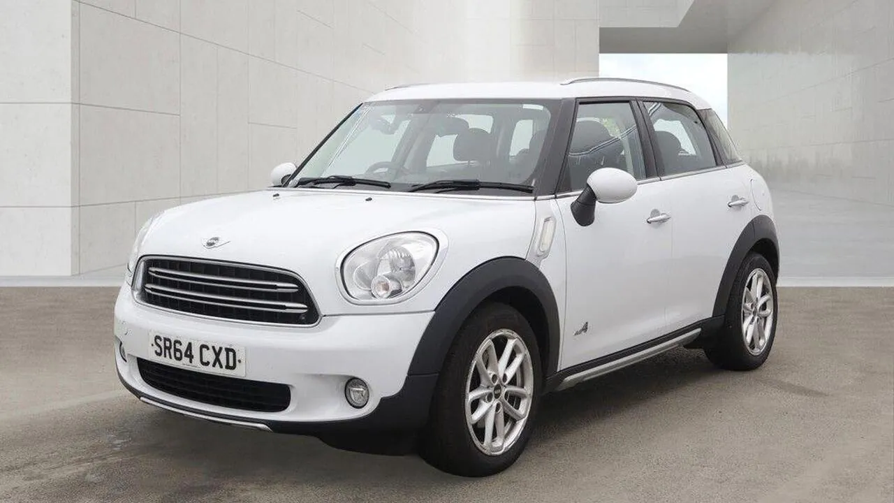 Mini Hatch 2016 photo 2