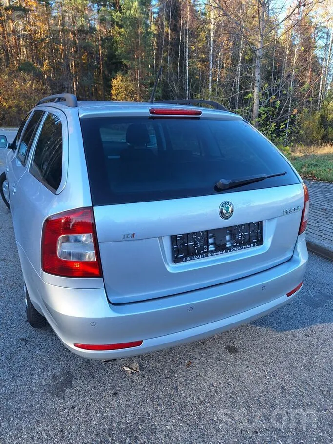 Skoda Octavia 2013 photo 3