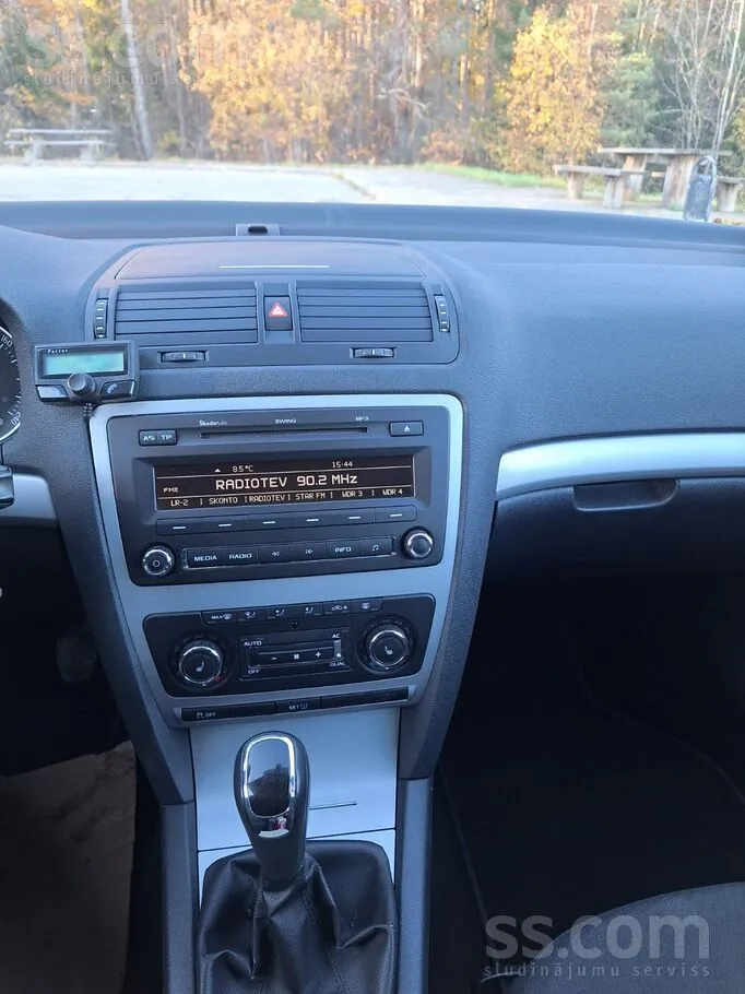 Skoda Octavia 2013 photo 4