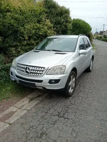 Mercedes-Benz M-Class