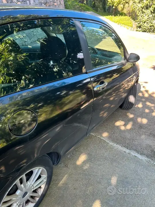 Lancia Ypsilon 2006 photo 2