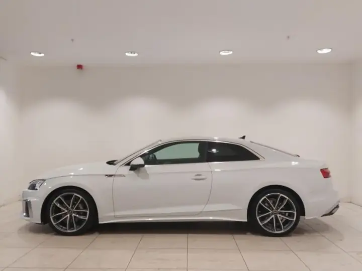 Audi A5 2022 photo 4