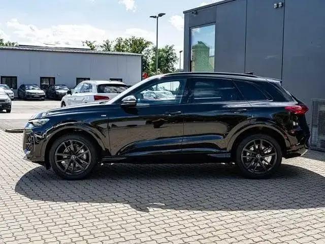 Audi Q5 2025 photo 4