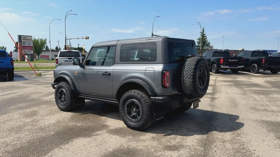 Ford Bronco 2022 photo 4