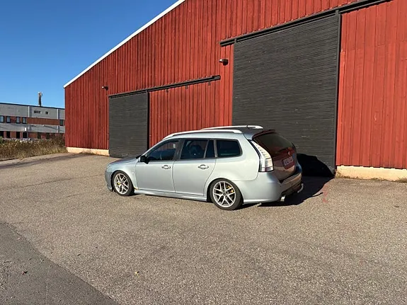 Saab 9-3 2010 photo 2