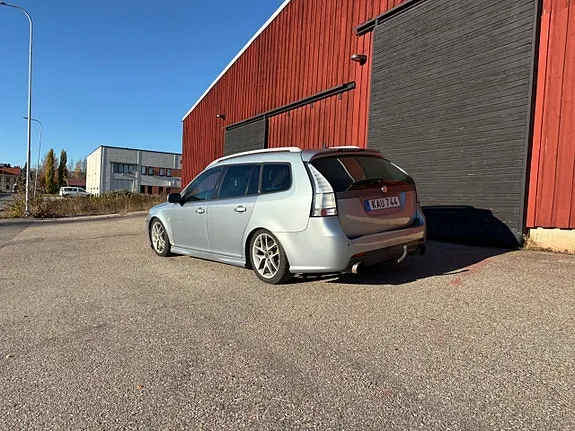 Saab 9-3 2010 photo 5