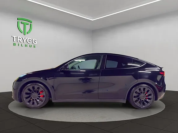 Tesla Model Y 2023 photo 2