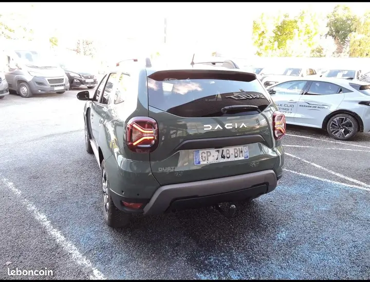 Dacia Duster 2023 photo 4